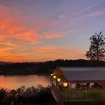 Hotel-restaurant Faustschloessl Отель Фельдкирхен-на-Дунае