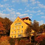 Hotel-restaurant Faustschloessl 3* Фельдкирхен-на-Дунае