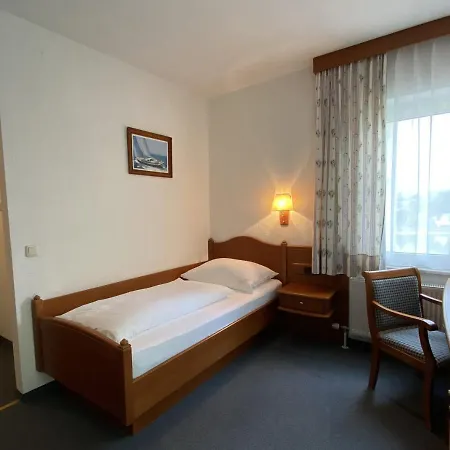 ホテル Hotel-restaurant Faustschloessl Feldkirchen an der Donau