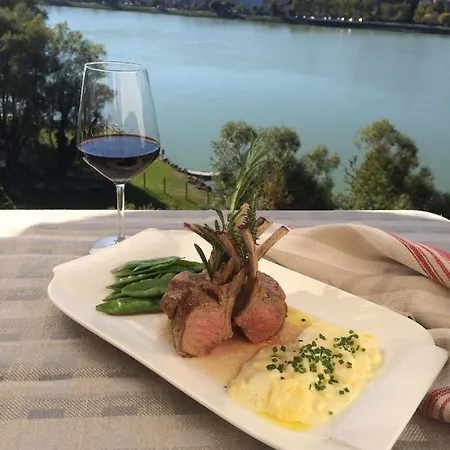 Hotel-restaurant Faustschloessl Hotel 3*