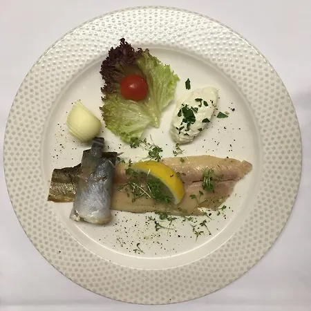 Hotel-restaurant Faustschloessl 3*