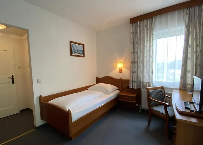 Ξενοδοχείο Hotel-restaurant Faustschloessl Feldkirchen an der Donau