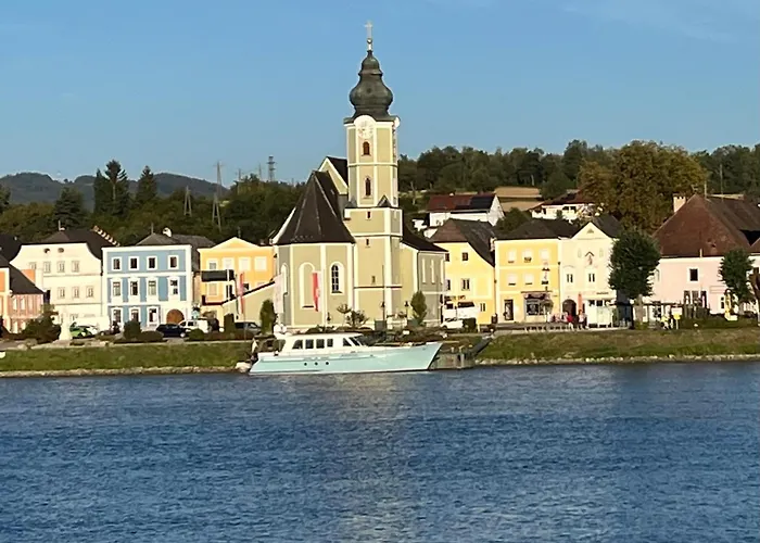 Hotel-restaurant Faustschloessl Ξενοδοχείο Feldkirchen an der Donau