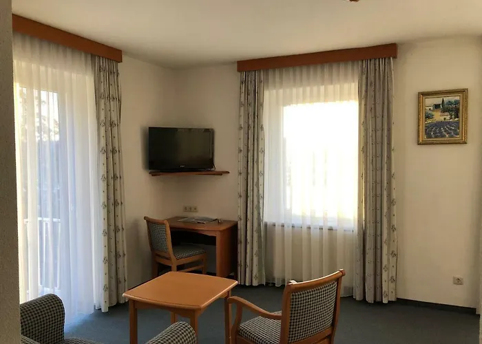 Hotel-restaurant Faustschloessl Hotel 3*