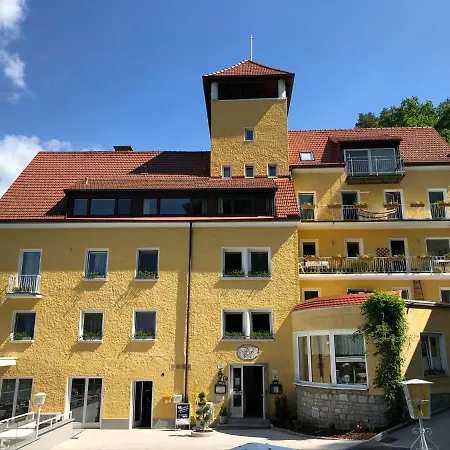 Hotel-restaurant Faustschlössl Feldkirchen an der Donau