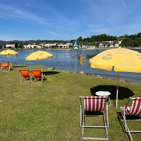 Hotel-restaurant Faustschloessl 펠드키르첸안데르도나우