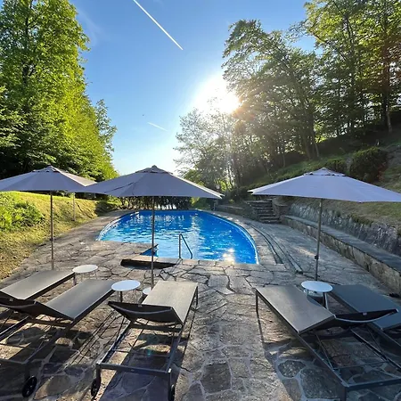 Hotel-restaurant Faustschloessl فندق 3*