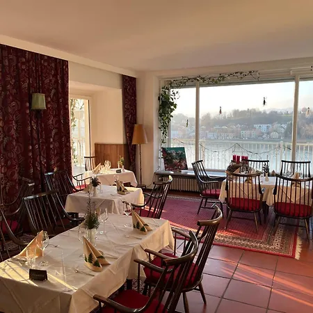 호텔 Hotel-restaurant Faustschloessl 3*