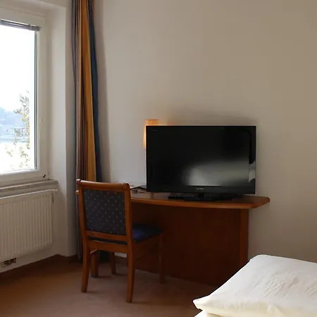 ホテル Hotel-restaurant Faustschloessl Feldkirchen an der Donau