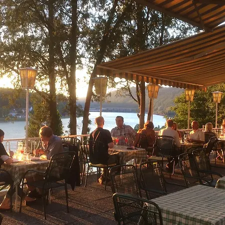 فندق Hotel-restaurant Faustschloessl Feldkirchen an der Donau