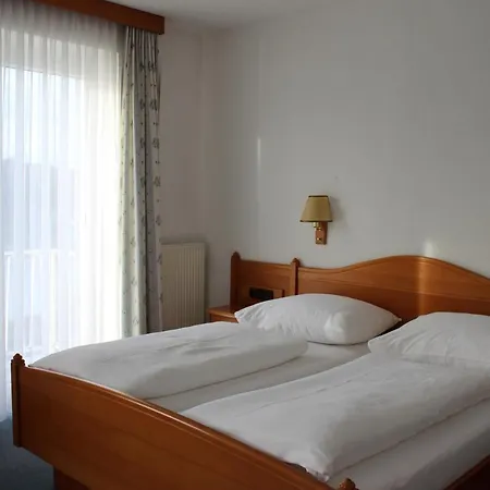 فندق Hotel-restaurant Faustschloessl Feldkirchen an der Donau