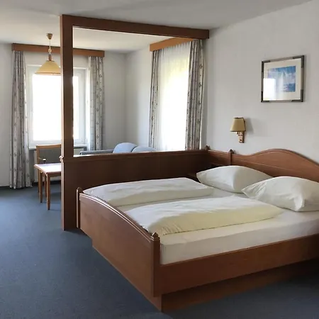 فندق Hotel-restaurant Faustschloessl 3*