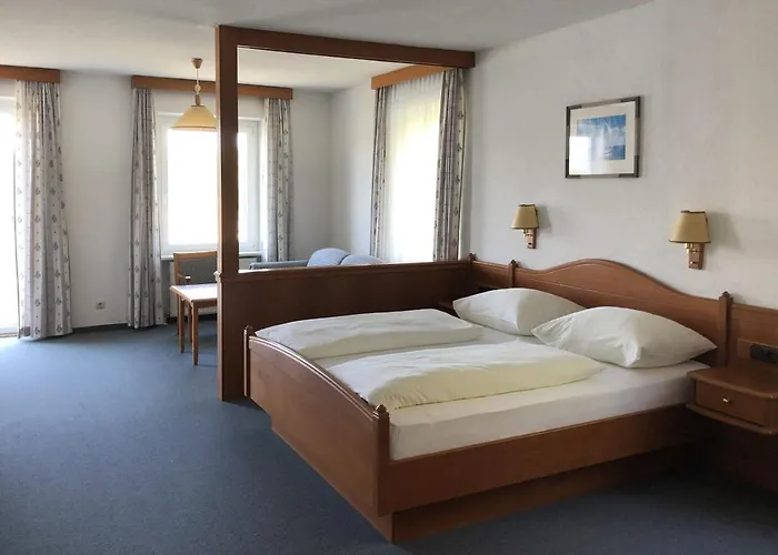 호텔 Hotel-restaurant Faustschloessl 3*